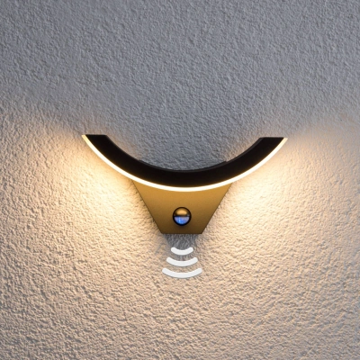 Lucande LED venkovní světlo Half s detektorem pohybu